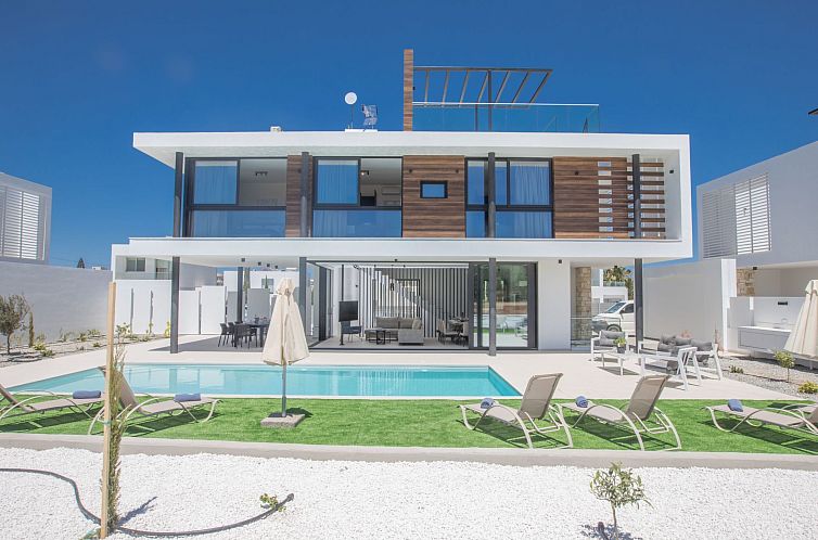 Vakantiehuis in Protaras mit großem Garten