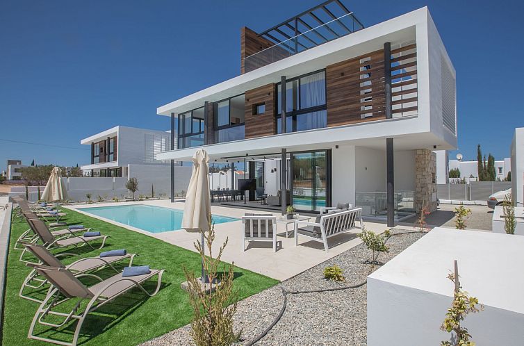 Vakantiehuis in Protaras mit großem Garten