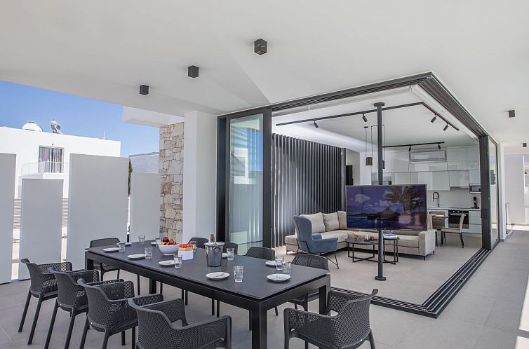 Vakantiehuis in Protaras mit großem Garten