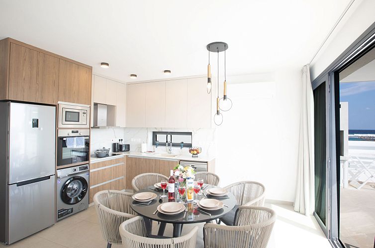 Vakantiehuis Haus in Paralimni mit Doppelveranda