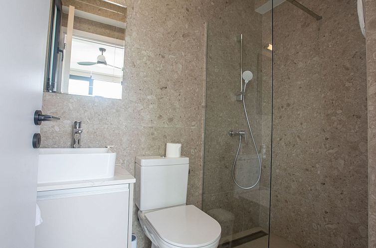 Vakantiehuis Haus in Paralimni mit Doppelveranda