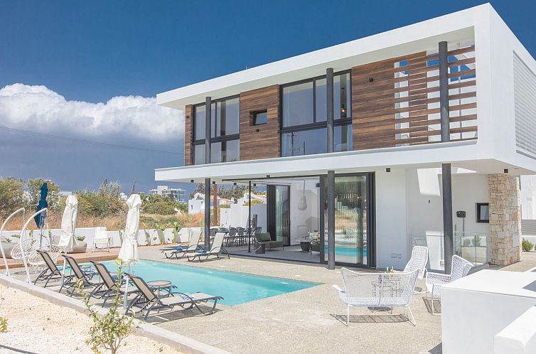 Vakantiehuis mit Pool in Protaras