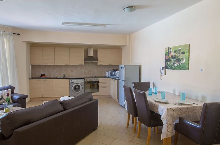 Appartement Geräumige Wohnung mit Gemeinschaftspool