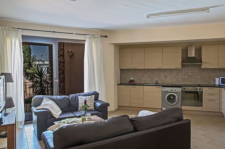 Appartement Geräumige Wohnung mit Gemeinschaftspool