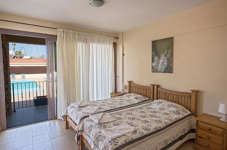 Appartement Geräumige Wohnung mit Gemeinschaftspool