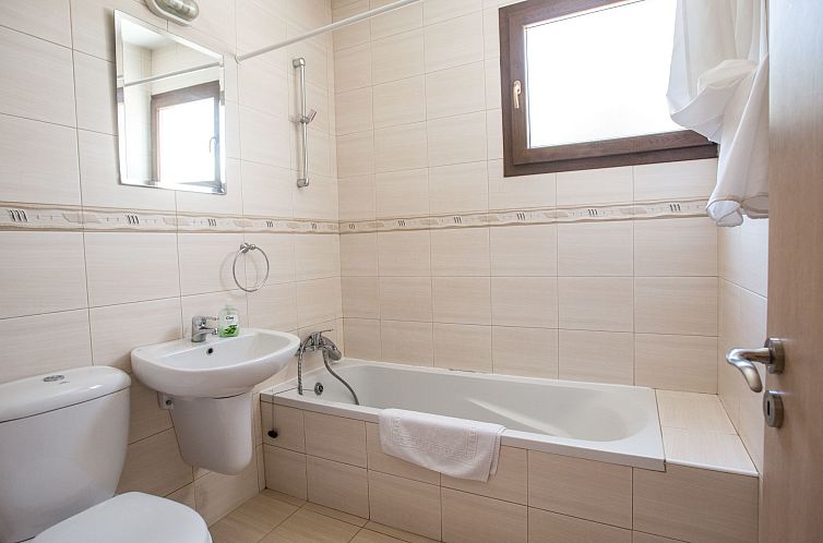 Appartement Geräumige Wohnung mit Gemeinschaftspool