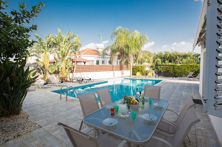 Vakantiehuis Geräumige und private Ferienvilla mit eigenem 