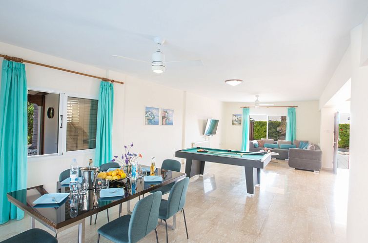 Vakantiehuis Geräumige und private Ferienvilla mit eigenem 