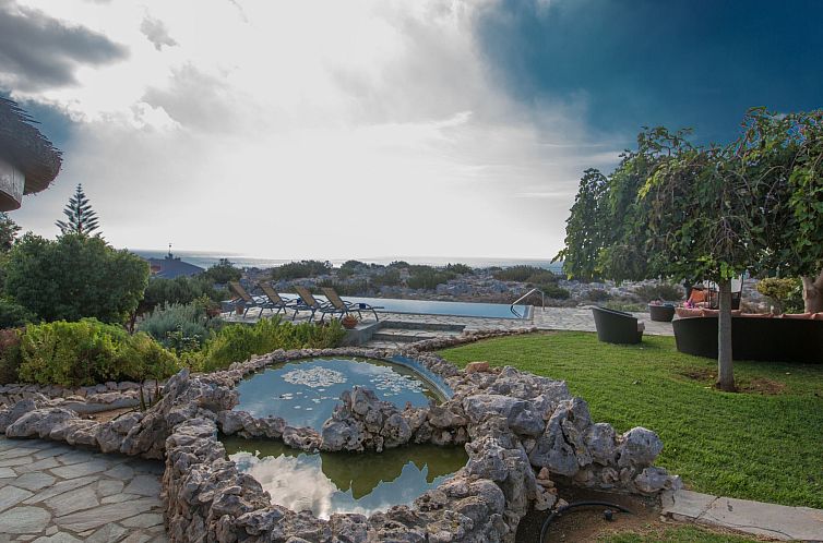 Vakantiehuis Private Villa mit Panoramablick auf das Meer
