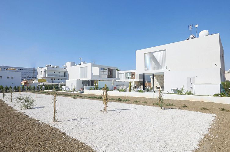 Vakantiehuis Schönes Ferienhaus Kube 1 in Agia Napa