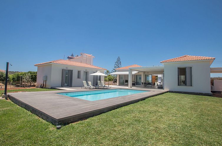 Vakantiehuis in Ayia Napa mit großem Patio