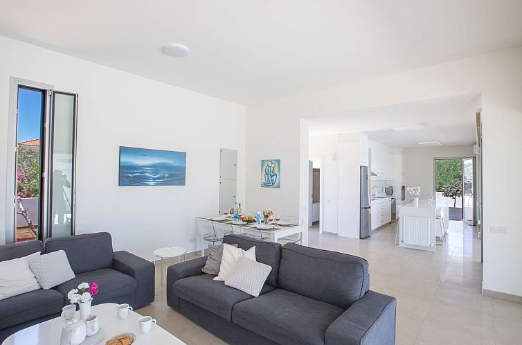 Vakantiehuis in Ayia Napa mit großem Patio