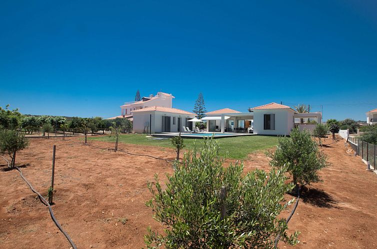 Vakantiehuis in Ayia Napa mit großem Patio
