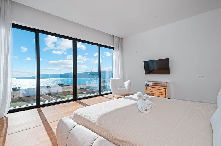 Vakantiehuis Periyiali Resort - Front Line Villa Chronos - 8