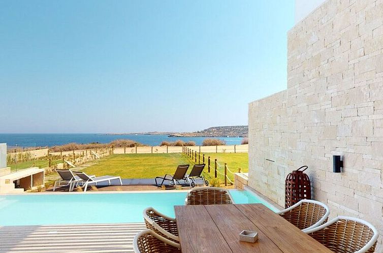 Vakantiehuis Periyiali Resort Front Line Villa Artemis-11