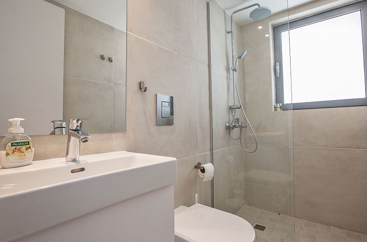 Vakantiehuis Neue, moderne 3-Schlafzimmer-Villa mit privatem