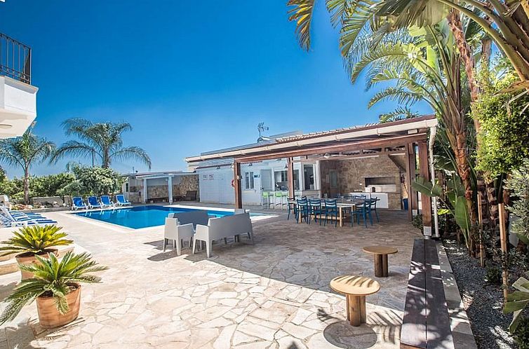 Vakantiehuis Familienvilla in Paralimni mit spektakulärer A
