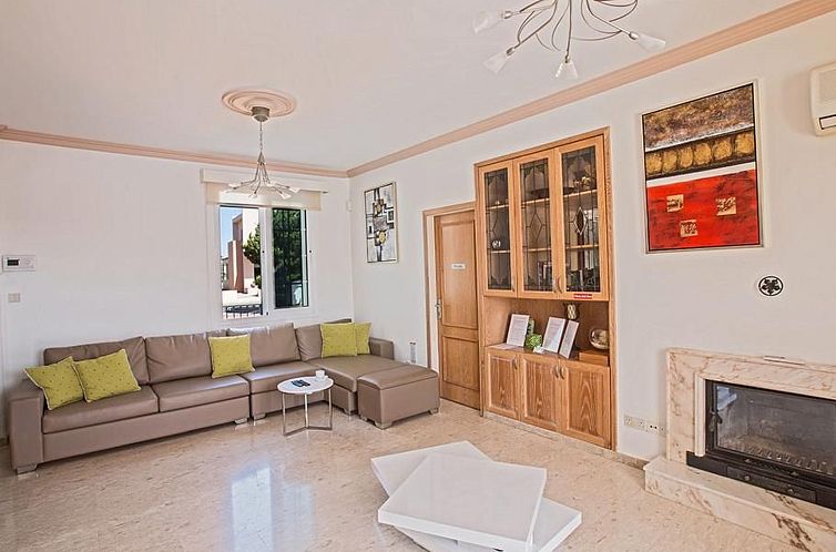 Vakantiehuis Familienvilla in Paralimni mit spektakulärer A