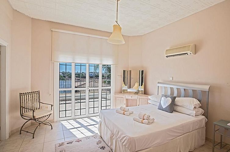 Vakantiehuis Familienvilla in Paralimni mit spektakulärer A