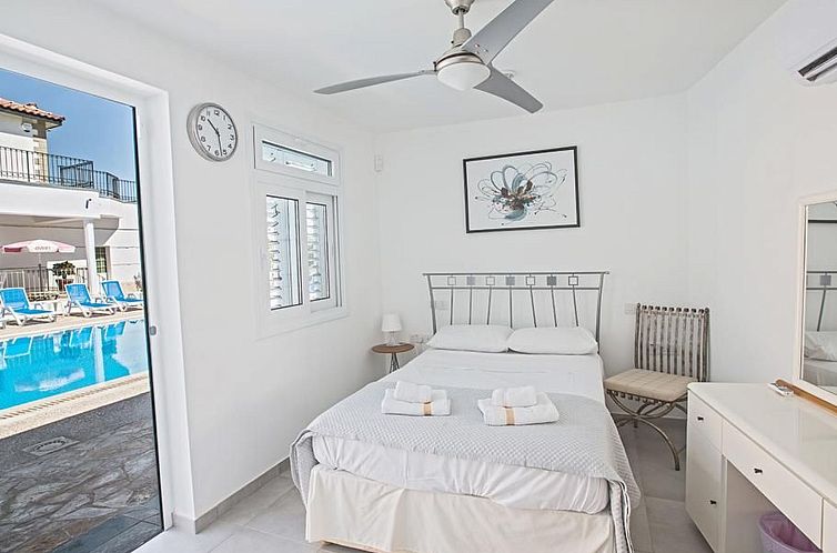 Vakantiehuis Familienvilla in Paralimni mit spektakulärer A