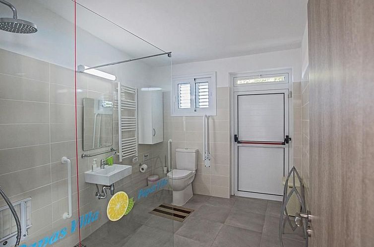 Vakantiehuis Familienvilla in Paralimni mit spektakulärer A