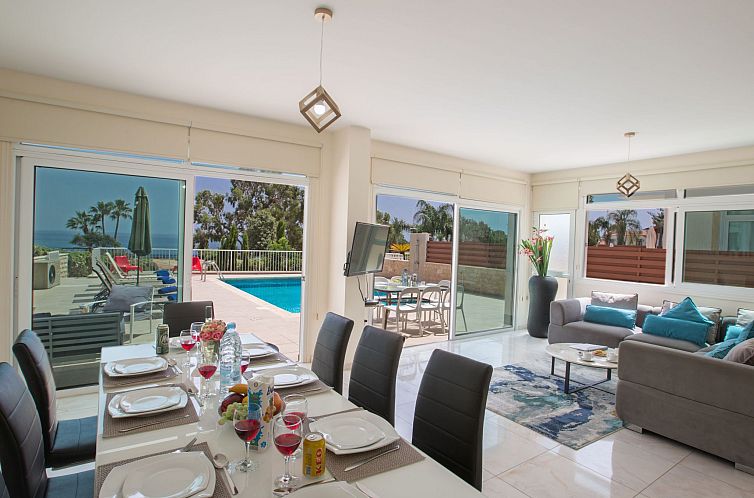 Vakantiehuis Schöne Villa direkt am Meer