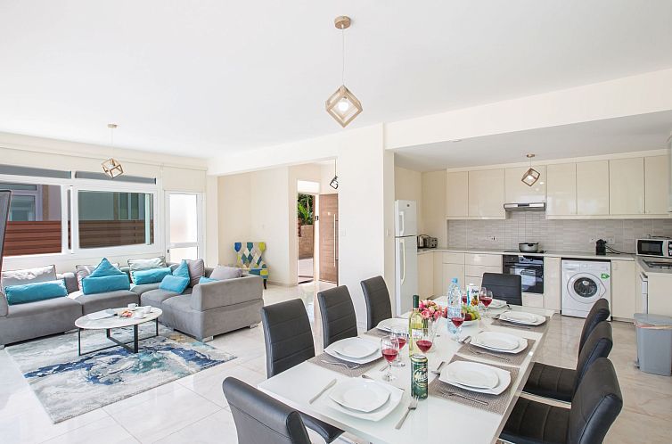 Vakantiehuis Schöne Villa direkt am Meer