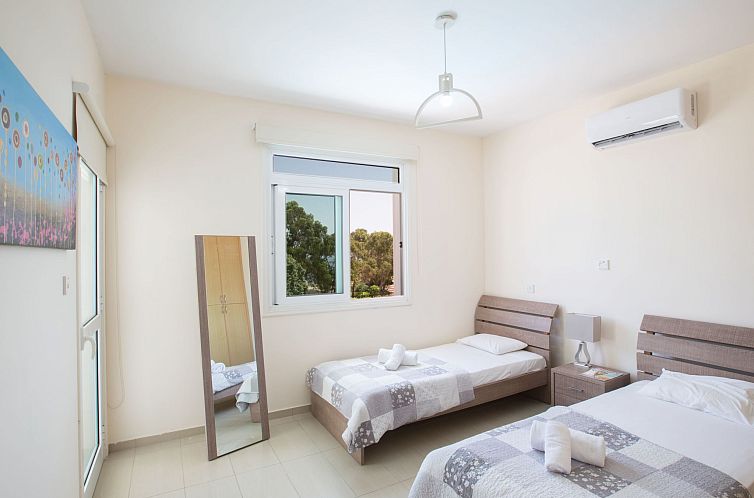 Vakantiehuis Schöne Villa direkt am Meer