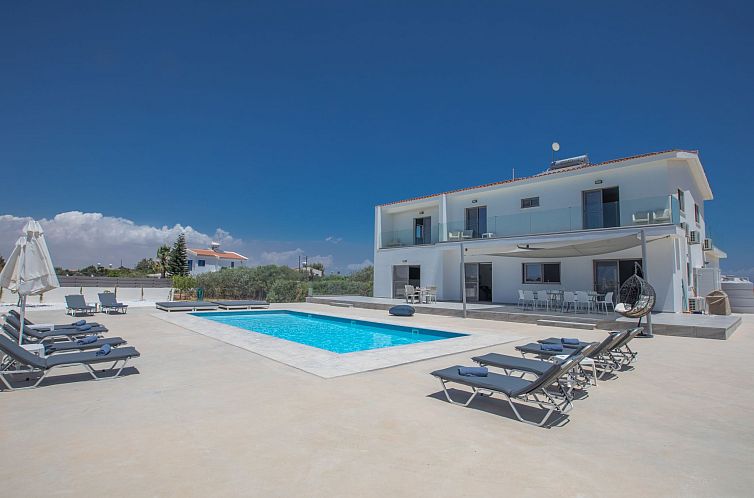 Vakantiehuis Geräumiges Ferienhaus für 12 Personen in Para