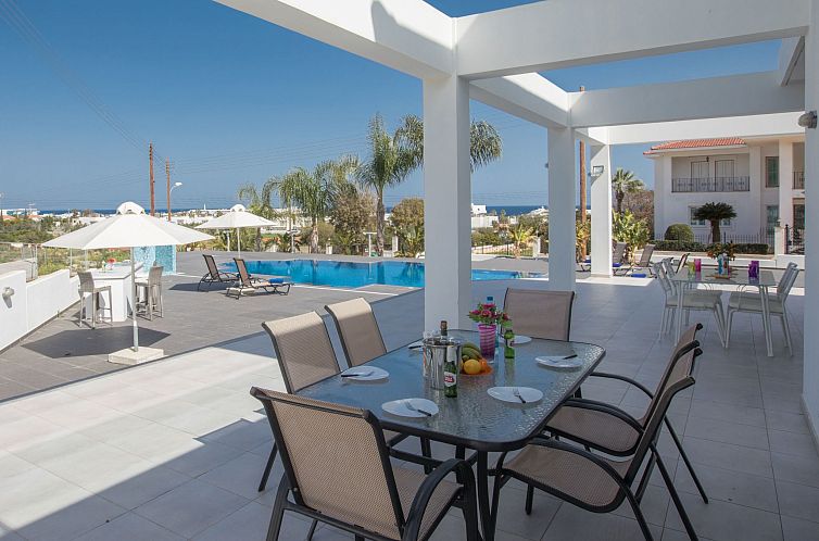 Vakantiehuis 5 Schlafzimmer Privater Pool in Protaras Zentru