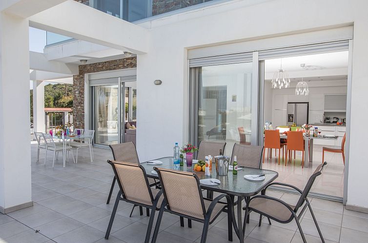 Vakantiehuis 5 Schlafzimmer Privater Pool in Protaras Zentru