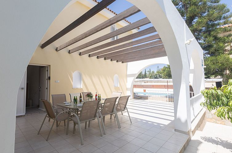 Vakantiehuis Ferienvilla "Holiday Villa" mit privatem Pool