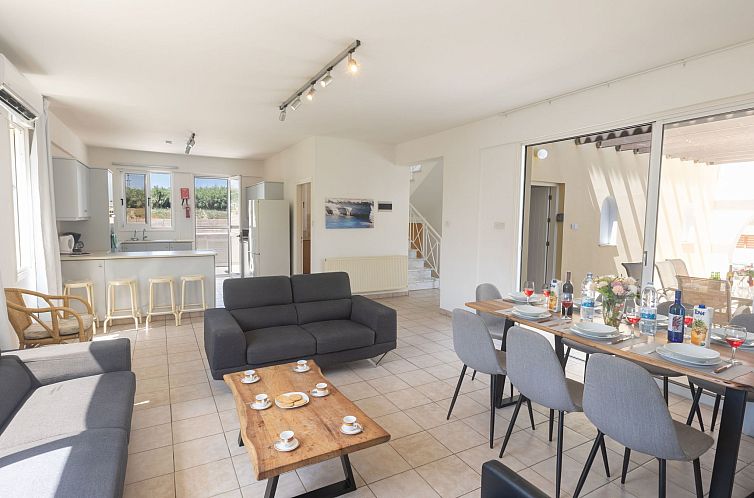 Vakantiehuis Ferienvilla "Holiday Villa" mit privatem Pool