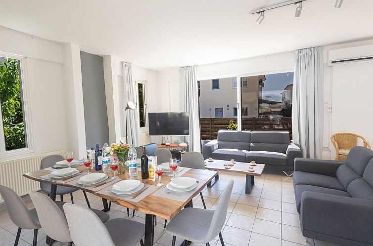 Vakantiehuis Ferienvilla "Holiday Villa" mit privatem Pool