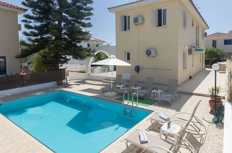 Vakantiehuis Ferienvilla "Holiday Villa" mit privatem Pool