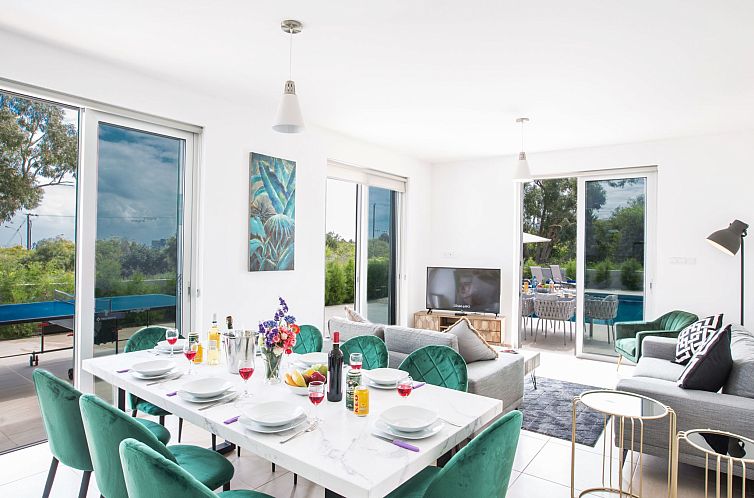 Vakantiehuis Schöne, topmoderne Ferienvilla auf Zypern