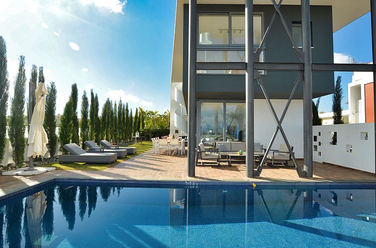 Vakantiehuis Protaras Ferienvilla mit privatem Pool, Whirlpo