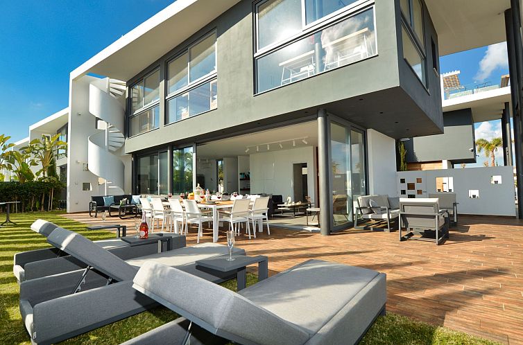 Vakantiehuis Protaras Ferienvilla mit privatem Pool, Whirlpo