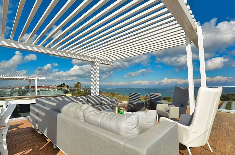 Vakantiehuis Protaras Ferienvilla mit privatem Pool, Whirlpo