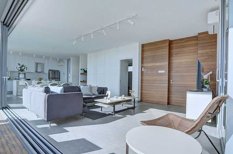 Vakantiehuis Protaras Ferienvilla mit privatem Pool, Whirlpo