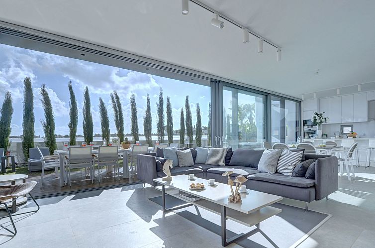 Vakantiehuis Protaras Ferienvilla mit privatem Pool, Whirlpo