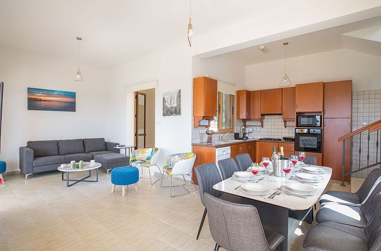 Vakantiehuis Geräumiges Ferienhaus für 13 Personen in Prot