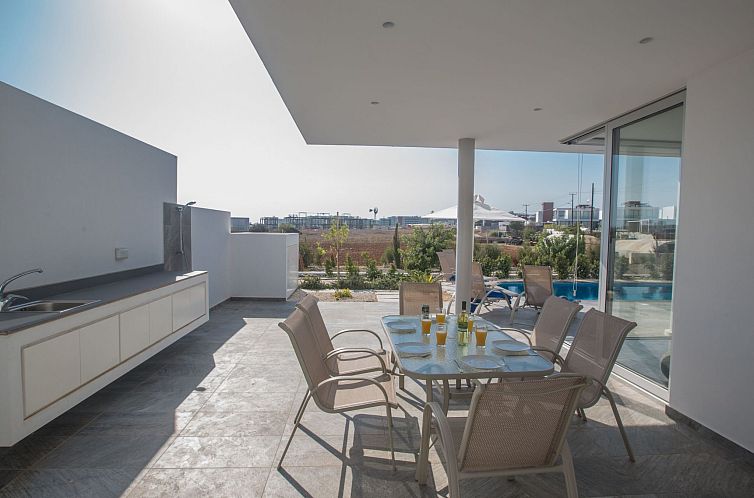 Vakantiehuis 3-Schlafzimmer-Villa mit Pool in Protaras Zentr
