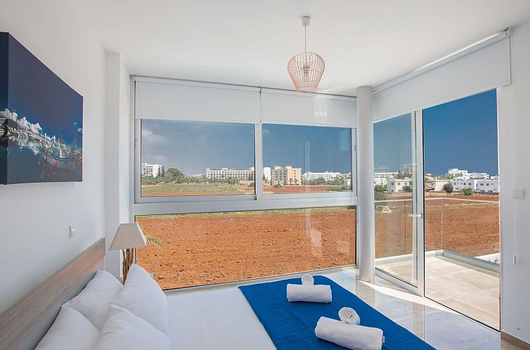 Vakantiehuis Neue 3-Schlafzimmer-Villa mit Pool in Protaras