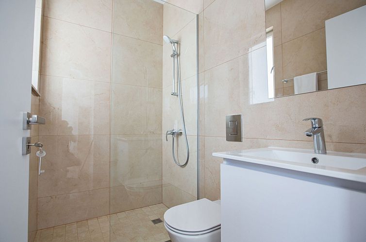 Vakantiehuis Neue 3-Schlafzimmer-Villa mit Pool in Protaras