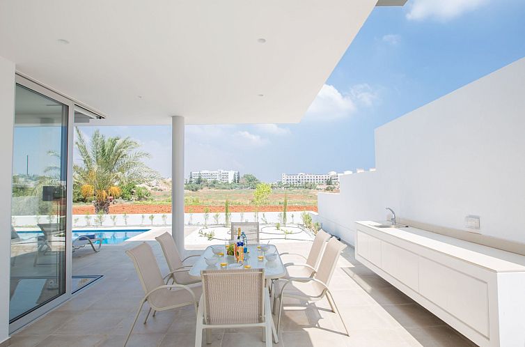 Vakantiehuis Neue 3-Schlafzimmer-Villa mit Pool in Protaras