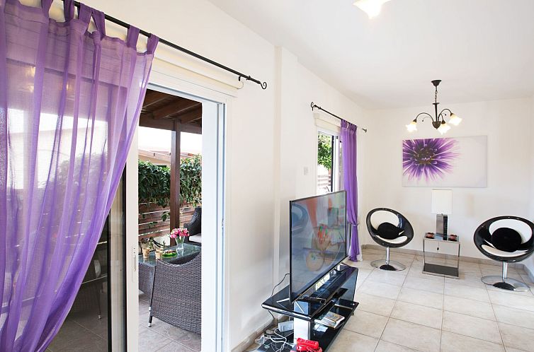 Vakantiehuis Geräumige Villa mit 3 Schlafzimmern und Pool i