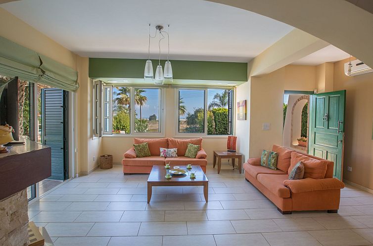 Vakantiehuis Ferienvilla Jo für 10 Personen in Paralini