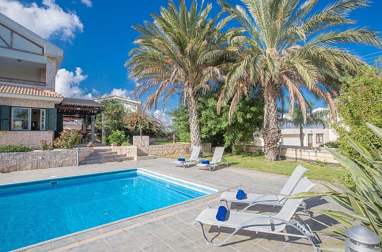 Vakantiehuis Ferienvilla Jo für 10 Personen in Paralini