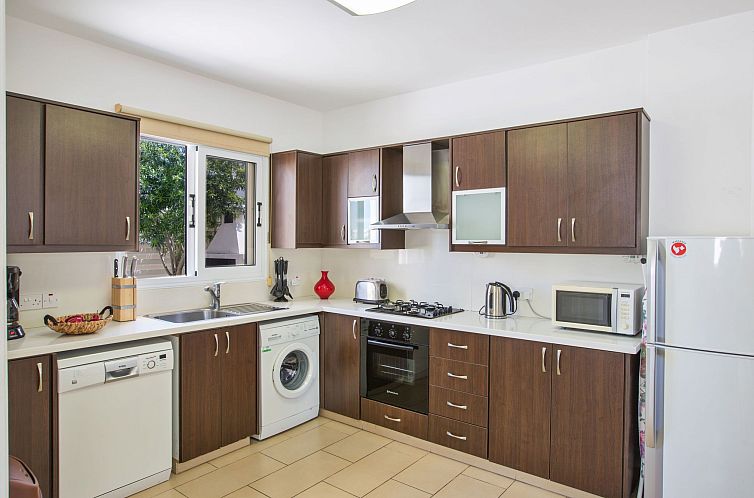 Vakantiehuis Moderne Ferienvilla PV5 mit großem Garten